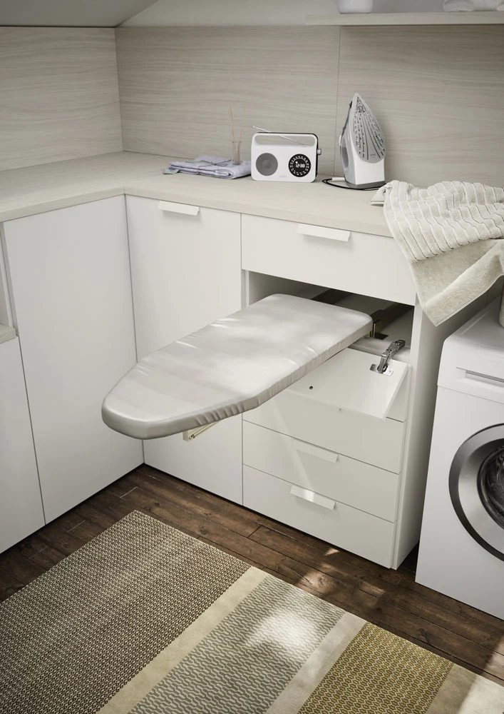 Pruha Short Pull-Out Ironing Board
