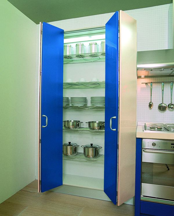 Salice Concertina Door System