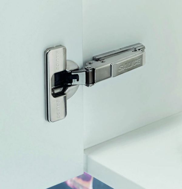 Salice Silentia+ Series 700 110° Full Overlay Hinge